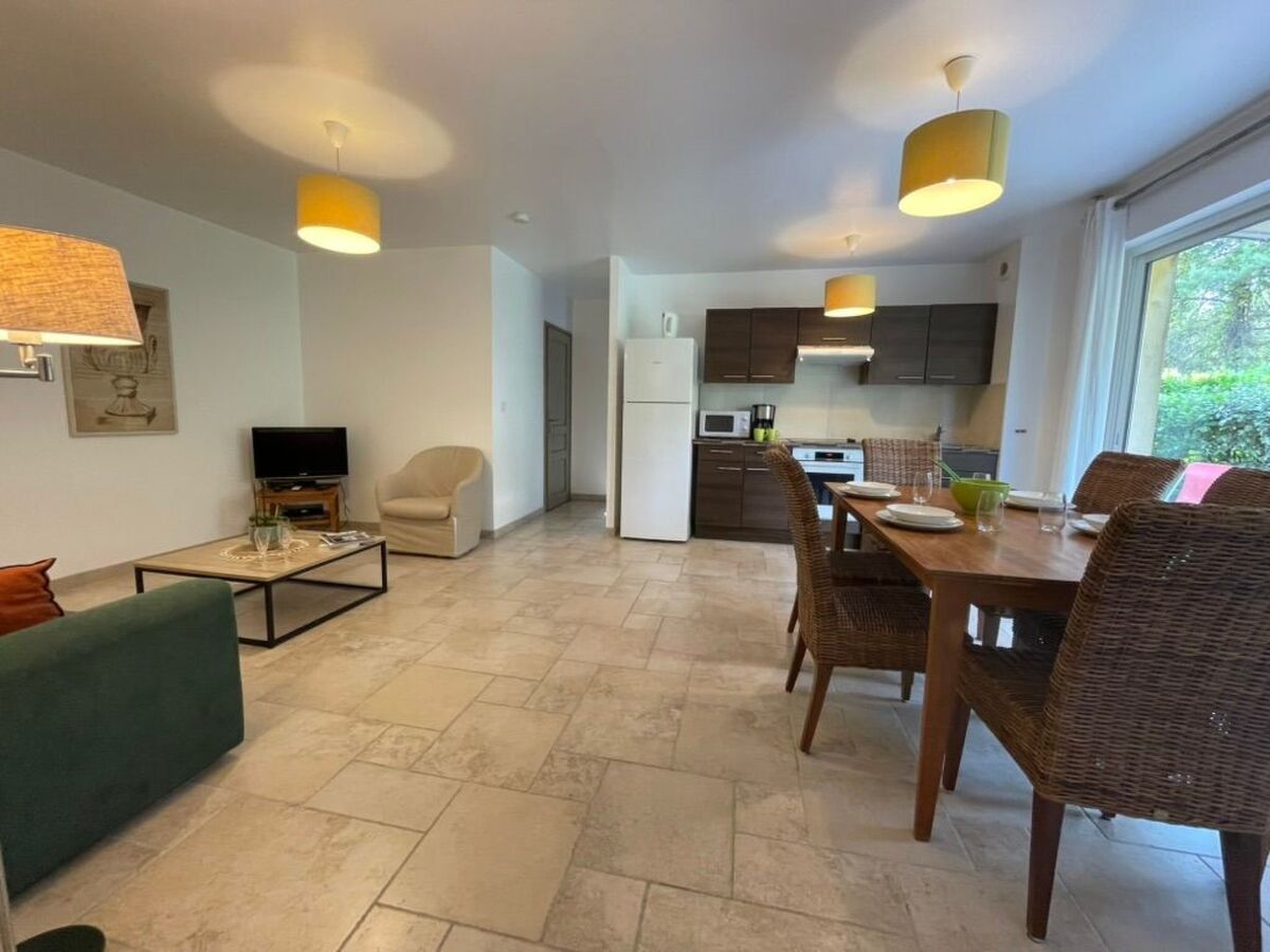 Appartement 6 pers. avec piscine et jardin à Montauroux - Photo 14