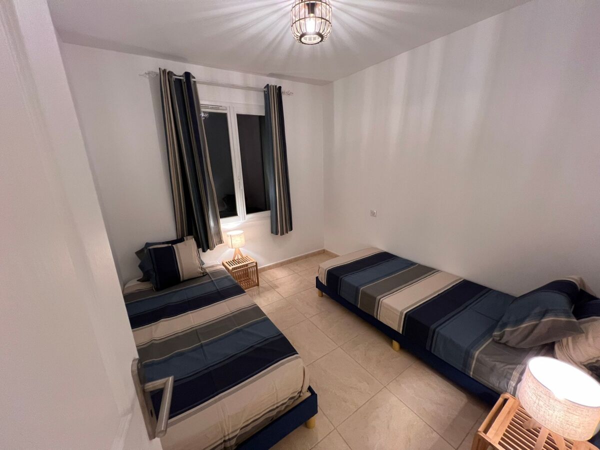 Maison 3 chambres piscine chauffée et jacuzzi à Taradeau - Photo 10