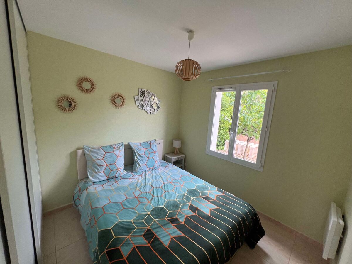 Maison 3 chambres piscine chauffée et jacuzzi à Taradeau - Photo 12