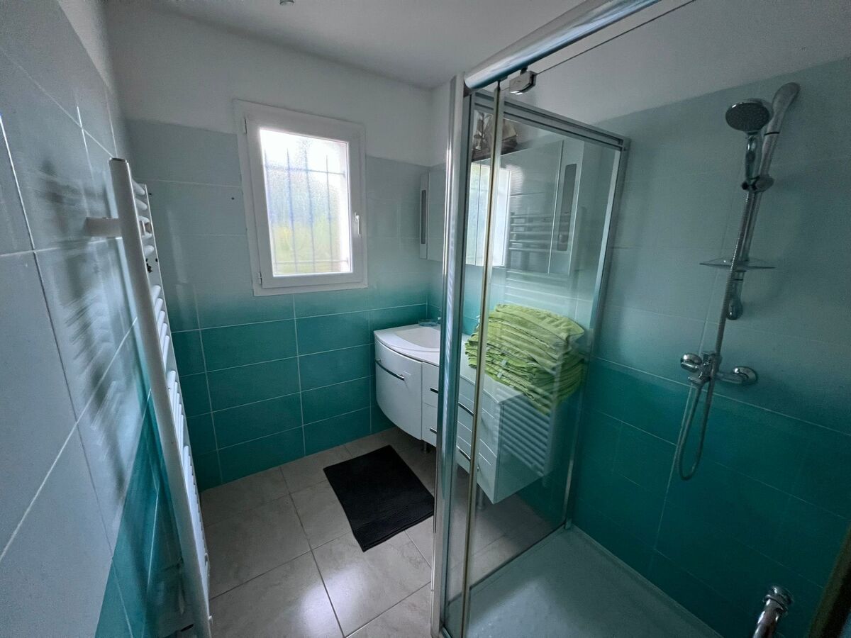 Maison 3 chambres piscine chauffée et jacuzzi à Taradeau - Photo 18