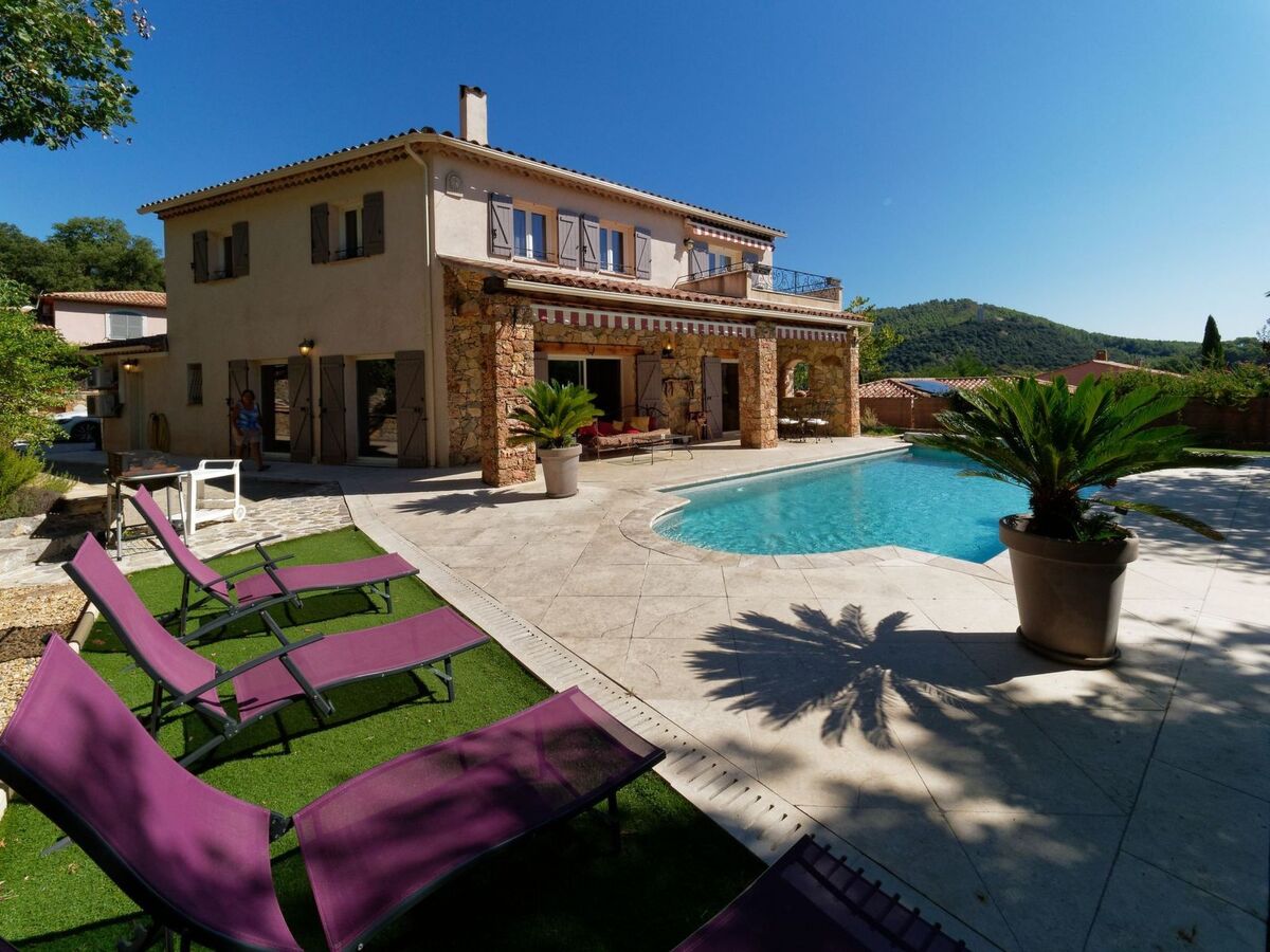 Villa 4 chambres avec piscine chauffée à Taradeau - Photo 1