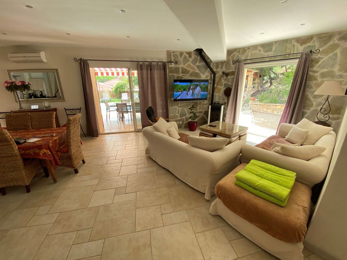 Villa 4 chambres avec piscine chauffée à Taradeau - Photo 17