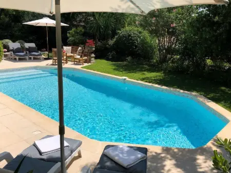 Charmante Villa mit Pool und Golfplatz, Location Maison 6 personnes à Saint Raphaël - Photo 6