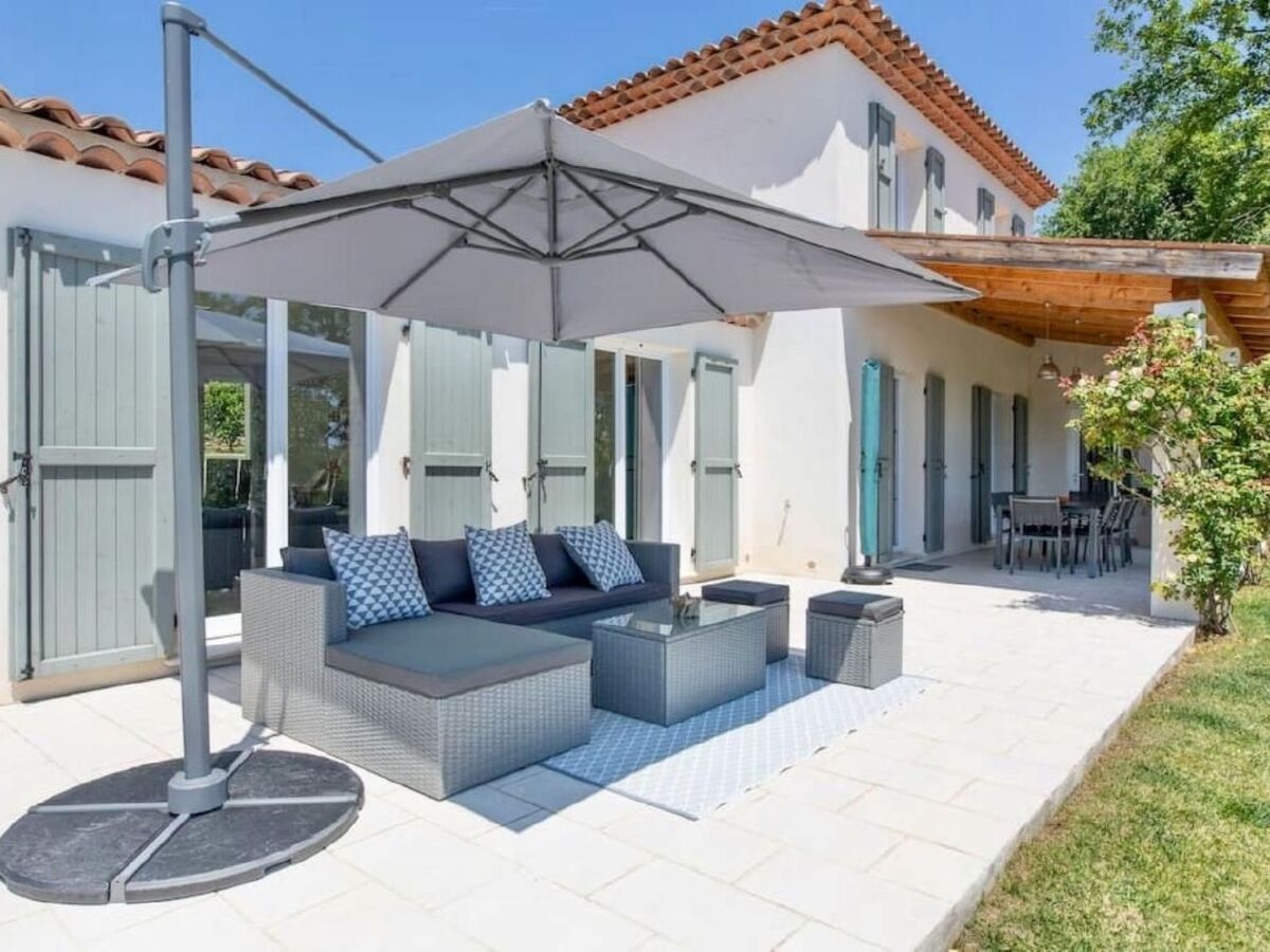 Villa avec piscine chauffée et vue mer au Rouret - Photo 18