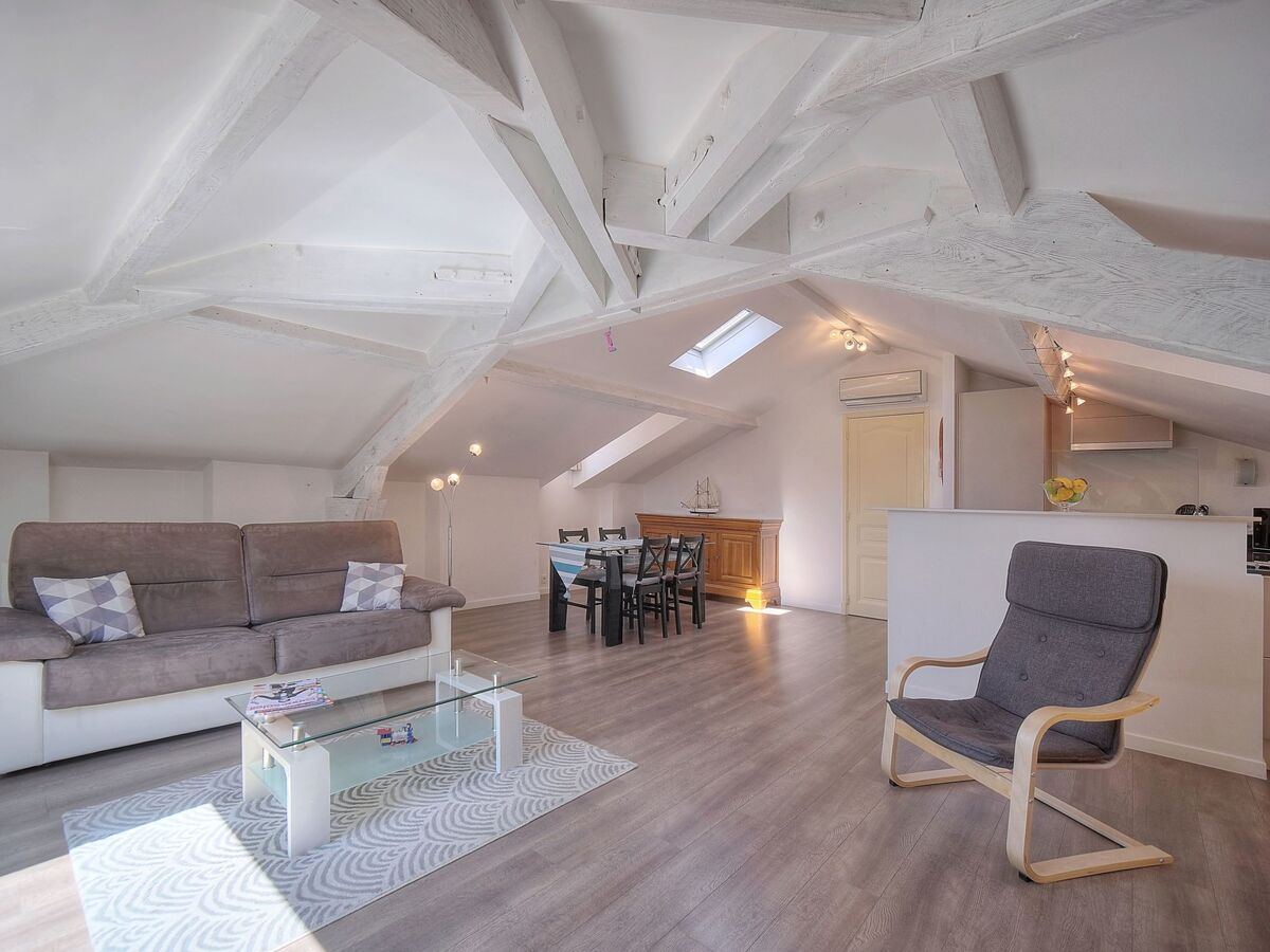 Loft spacieux centre-ville Cannes, vue Suquet - Photo 1