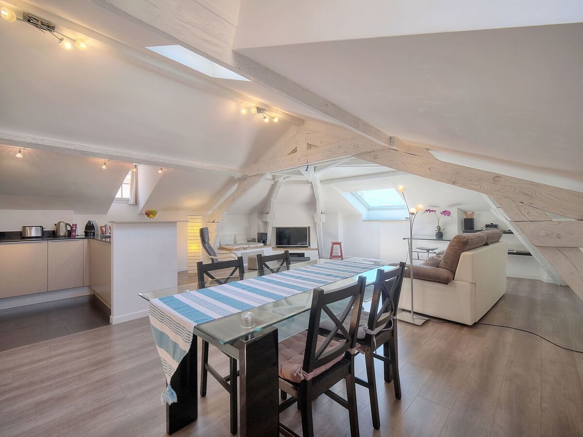Loft spacieux centre-ville Cannes, vue Suquet - Photo 3