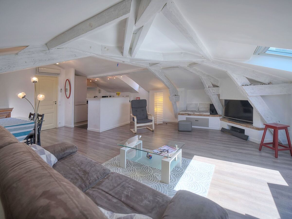 Loft spacieux centre-ville Cannes, vue Suquet - Photo 5