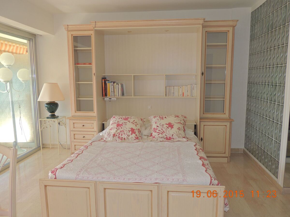 Studio Vue mer à 100m de la plage, Golfe Juan - Photo 8