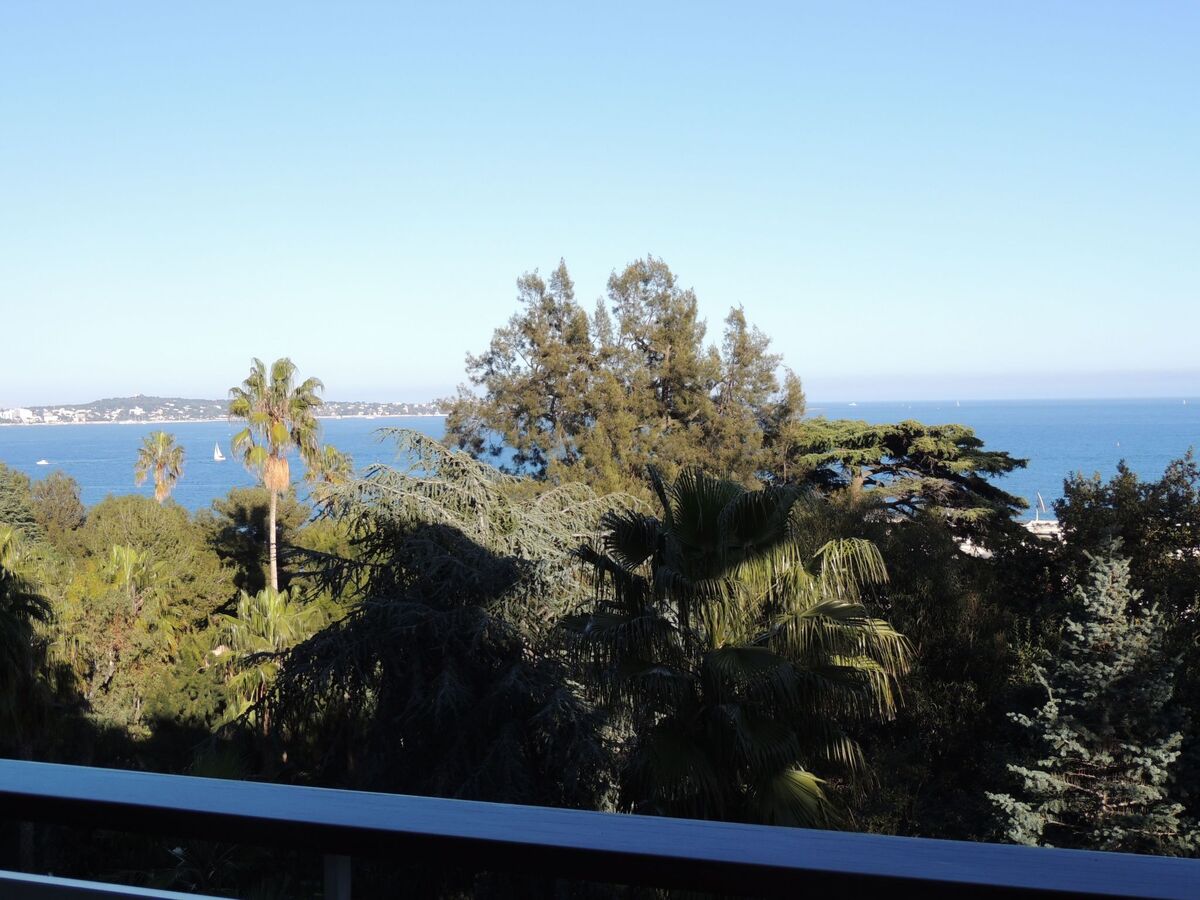 Studio Vue mer à 100m de la plage, Golfe Juan - Photo 13