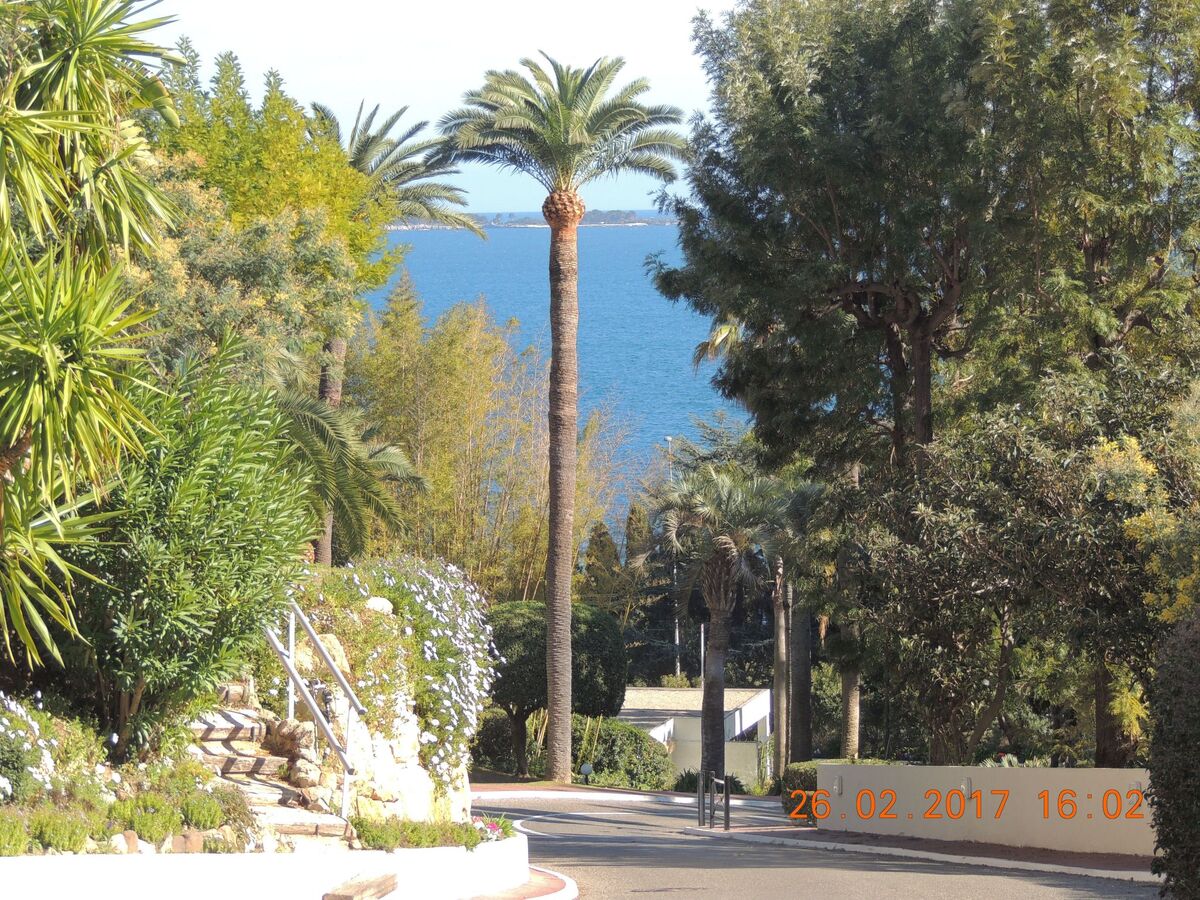 Studio Vue mer à 100m de la plage, Golfe Juan - Photo 24