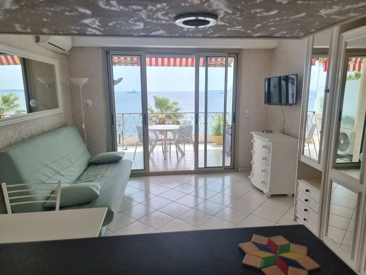 Studio vue mer à Juan-les-Pins, 3 m de la plage - Photo 12