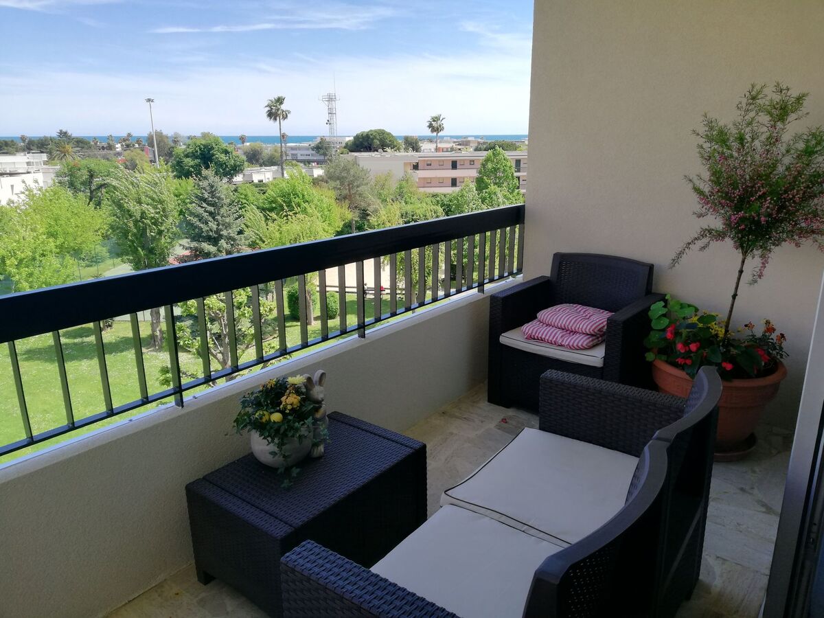 Appartement 2 chambres, 300 m de la plage à Villeneuve-Loubet - Photo 1