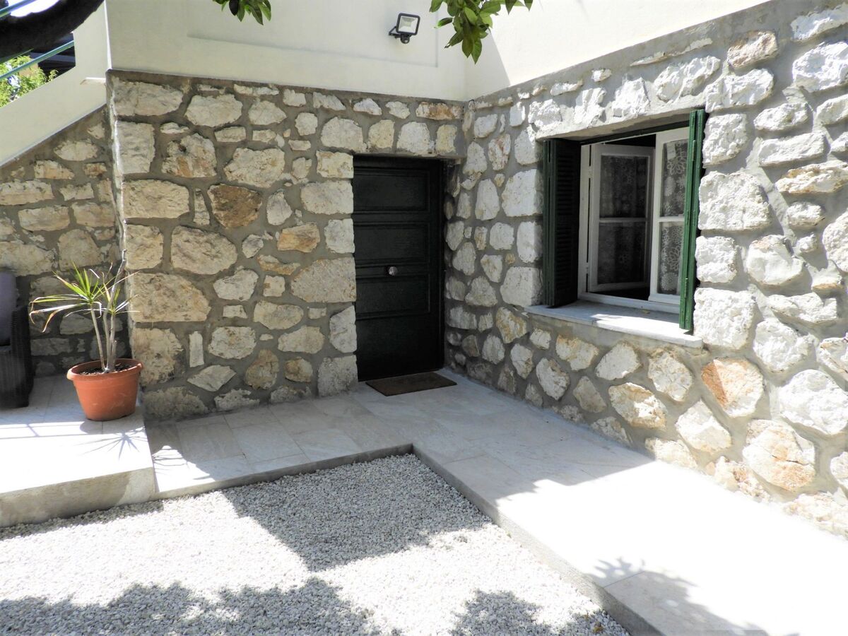 Appartement 2 chambres avec jardin et piscine à Saint Laurent du Var - Photo 10