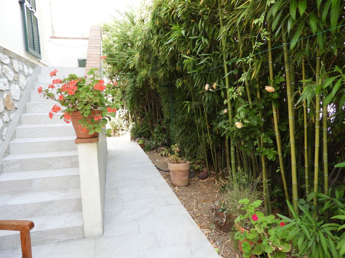 Appartement 2 chambres avec jardin et piscine à Saint Laurent du Var - Photo 39