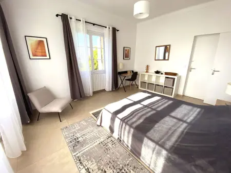 Villa 131m² piscine privée et grand jardin à Vence : photo 3