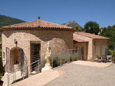 Villa Sculpture à Vence avec piscine et 3 terrasses : photo 5