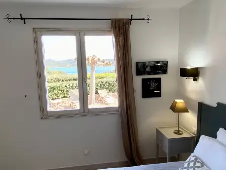 Maison vue mer à Bonifacio, 500 m de la plage : photo 9