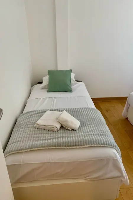 Appartement neuf 3 chambres, 50 m du port de Bonifacio : photo 5