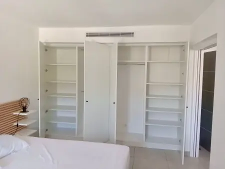 Appartement neuf 3 chambres, 50 m du port de Bonifacio : photo 17