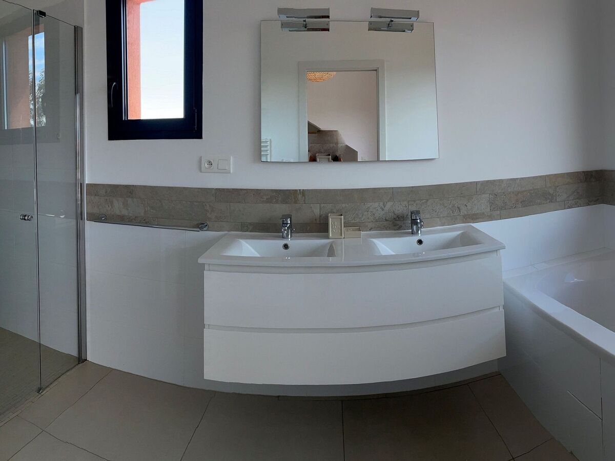 Villa Santa Giulia - 4 suites avec piscine chauffée - Photo 19
