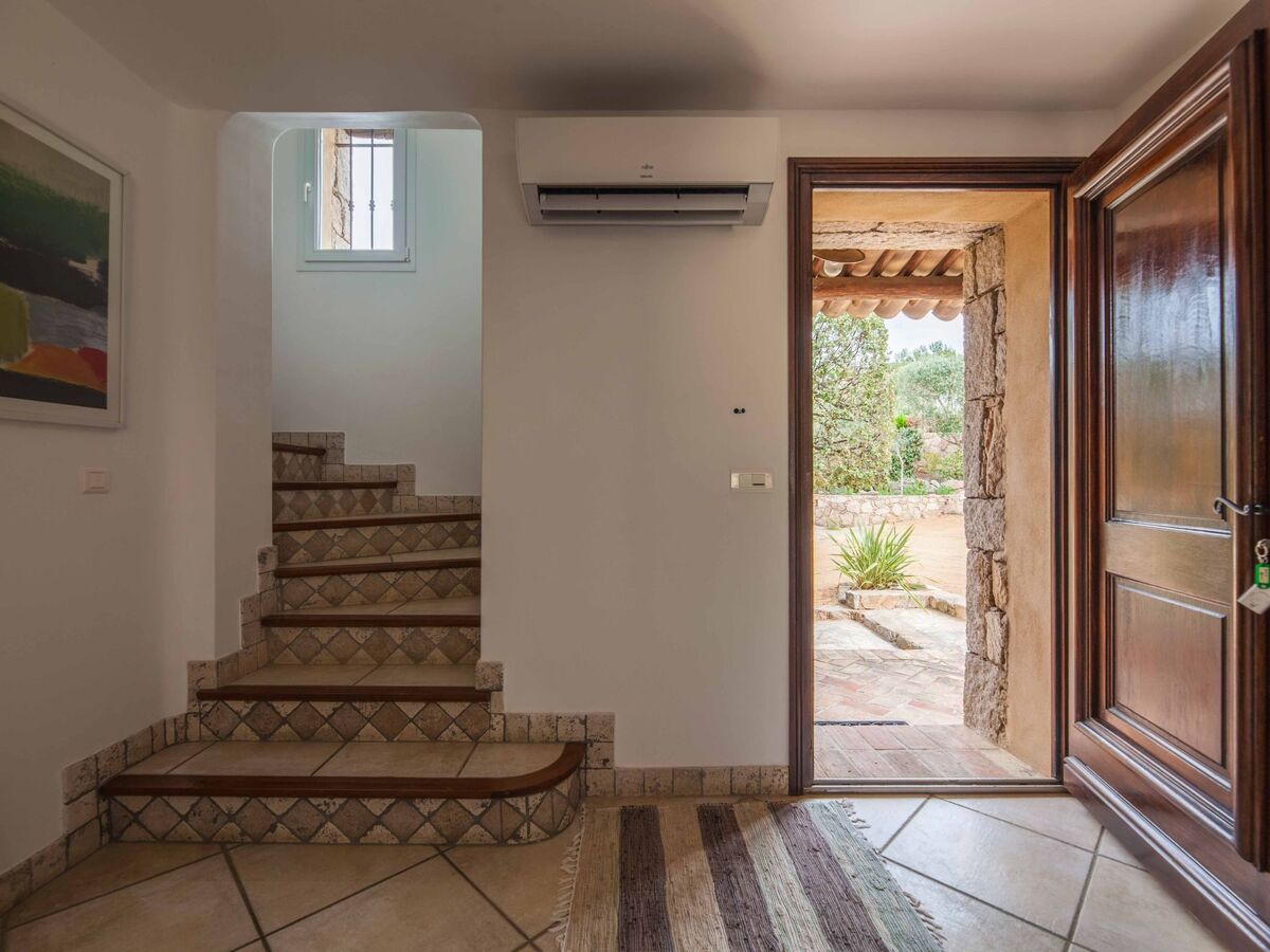 Villa en pierre avec piscine chauffée à Porto Vecchio - Photo 11