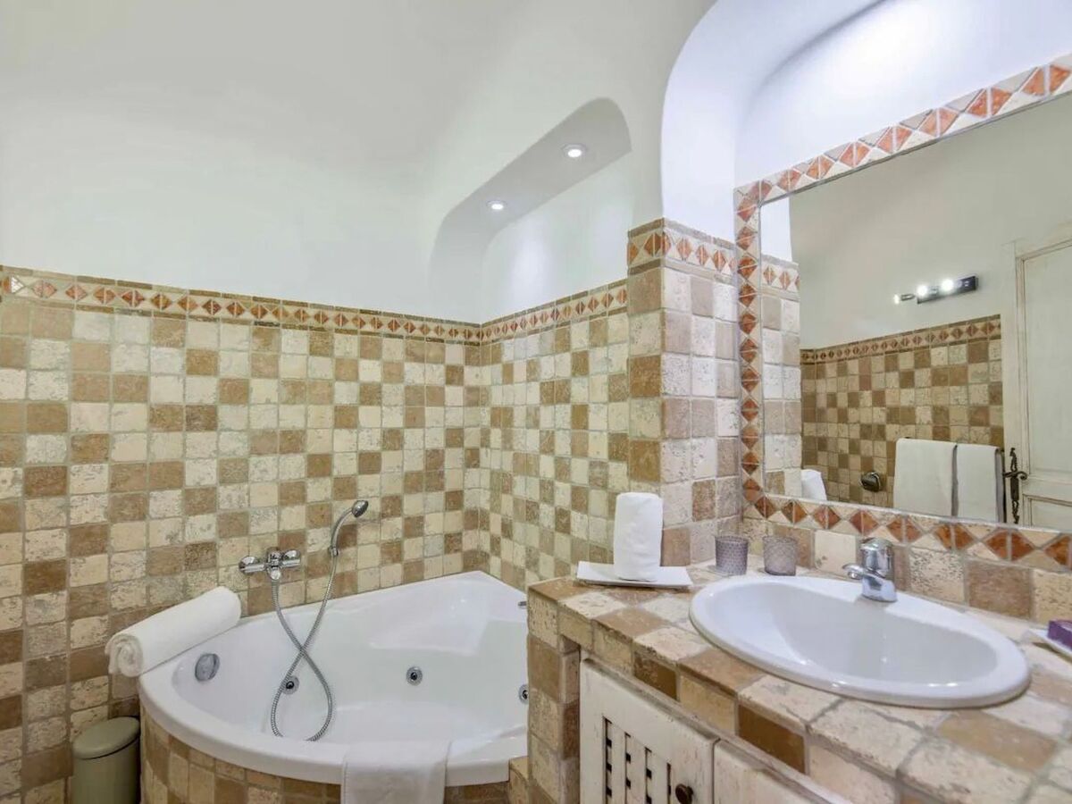 Villa en pierre avec piscine chauffée à Porto Vecchio - Photo 38