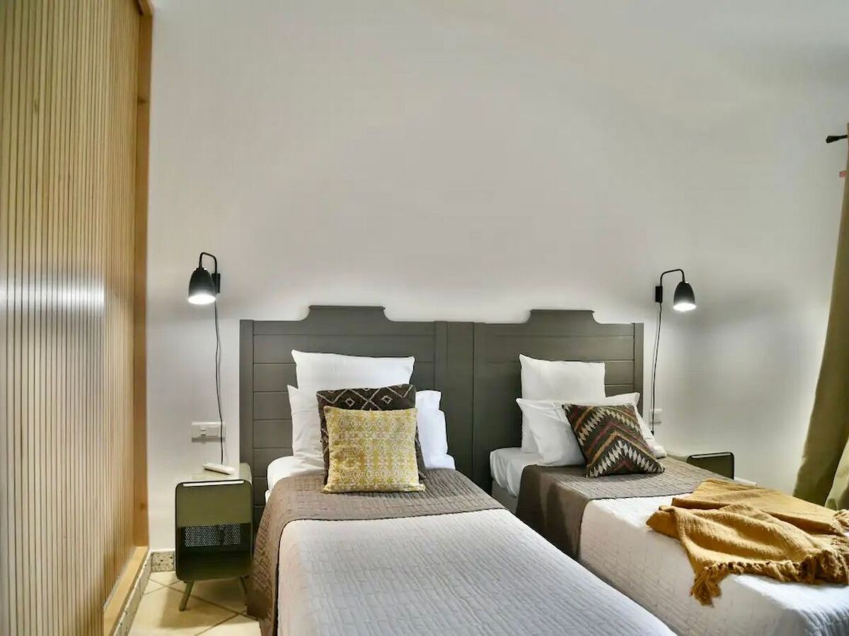 Villa en pierre avec piscine chauffée à Porto Vecchio - Photo 39