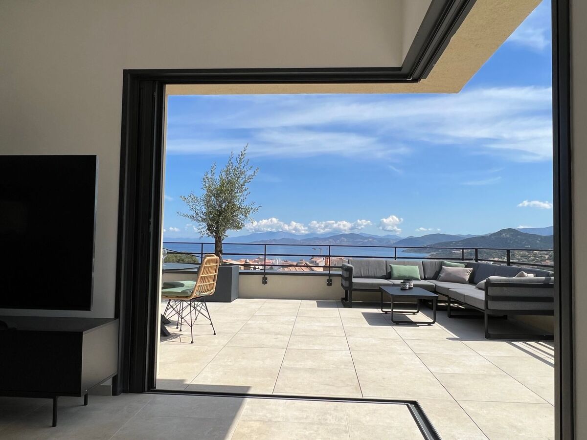 Penthouse 6 pers. avec jacuzzi et vue mer à Corbara - Photo 6