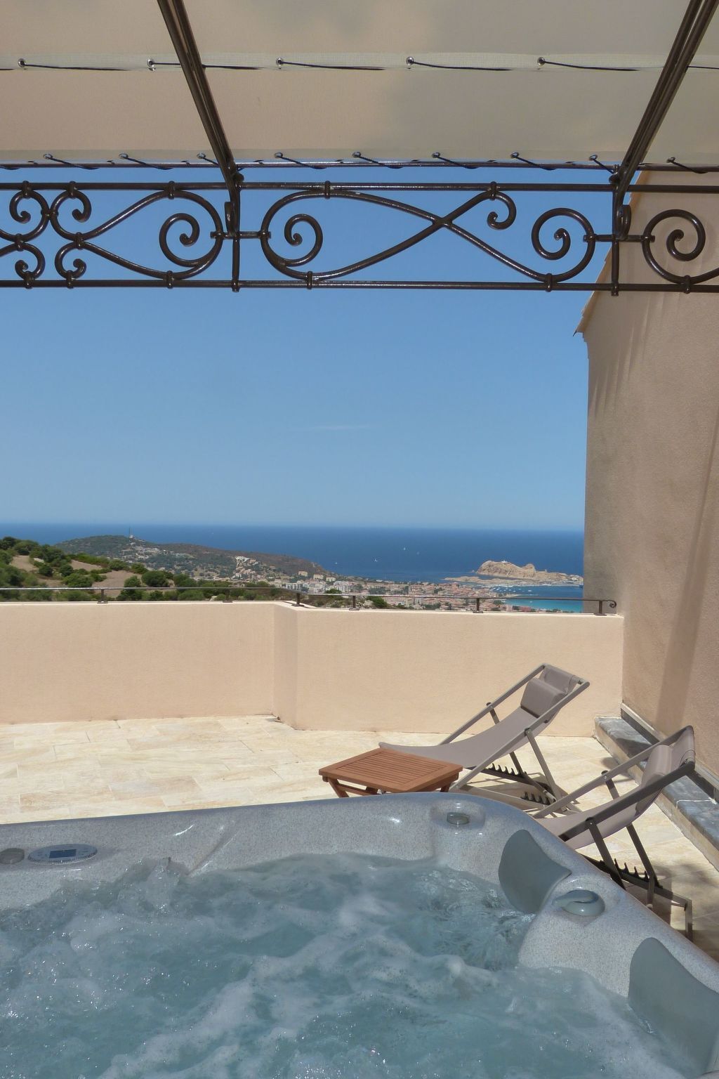 Casa Olivea : maison avec spa et vue mer à Monticello - Photo 6