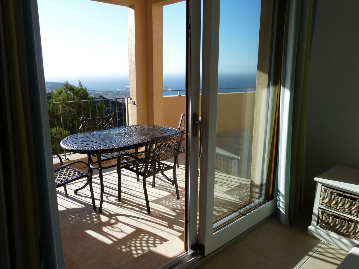 Casa Olivea : maison avec spa et vue mer à Monticello - Photo 9