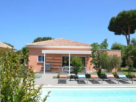 Villa 4 chambres Calvi, piscine privée et jardin 1000 m² : photo 2