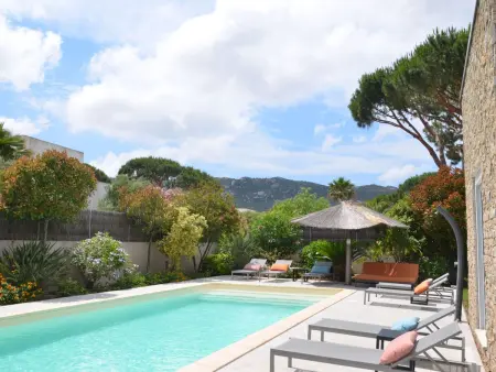Villa 6 chambres avec piscine privée à Calvi : photo 24