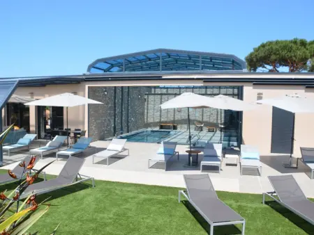 Maison 1 chambre avec piscine et spa à Calvi : photo 8