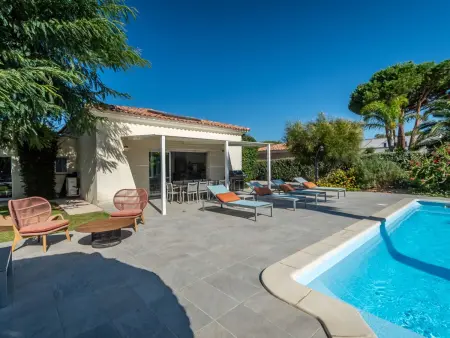 Maison 2 chambres avec piscine et hot tub à Calvi : photo 13