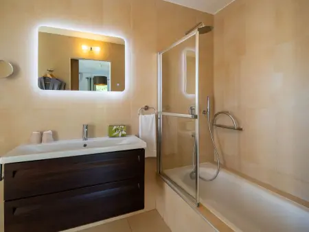 Maison 2 chambres avec piscine et hot tub à Calvi : photo 19