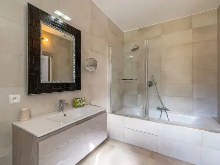 Villa 3 chambres, piscine privée chauffée à Calvi : photo 23