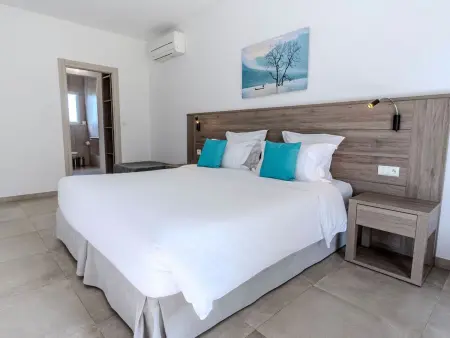 Villa 3 chambres, piscine privée chauffée à Calvi : photo 25