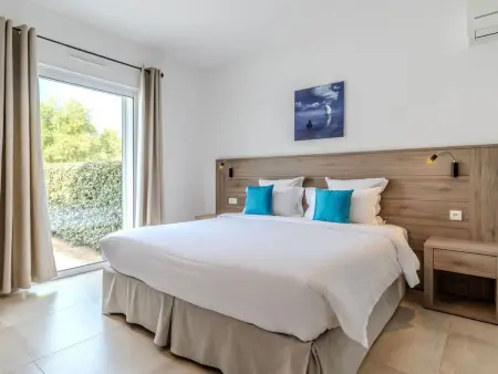 Villa 3 chambres, piscine privée chauffée à Calvi : photo 27