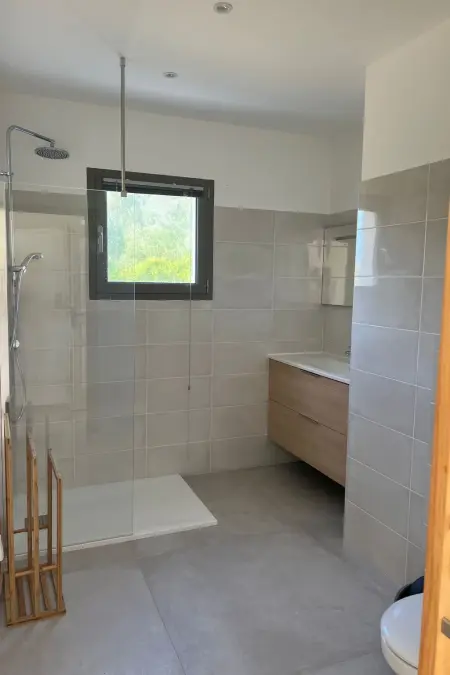 Appartement 3 chambres piscine débordement Cargèse : photo 8