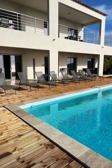 Appartement 3 chambres avec piscine à débordement, Cargèse : photo 9