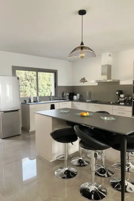 Villa Cargèse 20 pers. – Piscine à débordement & vue golfe : photo 6