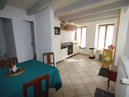 Location maison à Celles en Bassigny, Großes Ferienhaus mit Terrasse und Garten