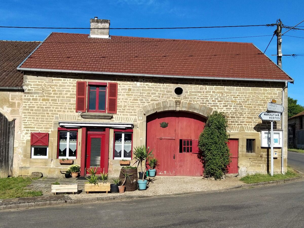 Maison 11 pers. avec jardin clôturé à Celles-en-Bassigny - Photo 1