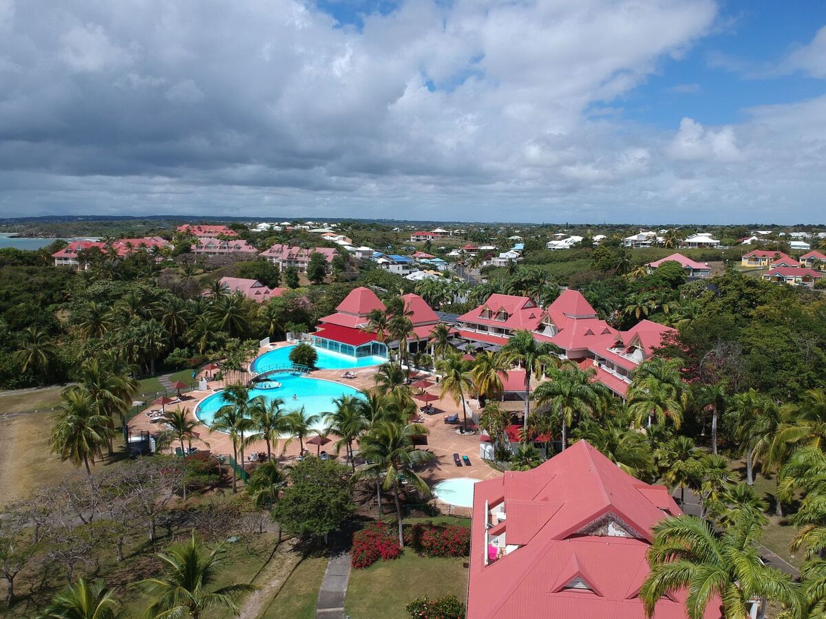 Studio vue mer Sainte-Anne, résidence sécurisée - Photo 4