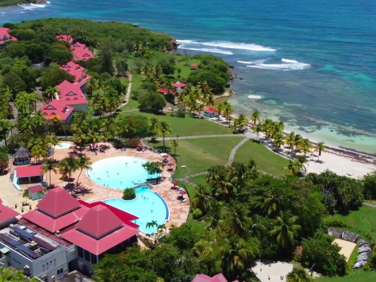 Studio vue mer Sainte-Anne, résidence sécurisée - Photo 17