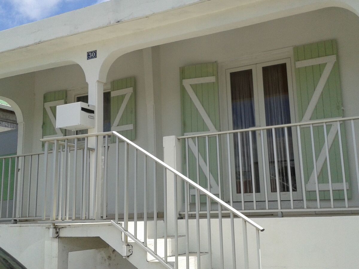 Maison 2 chambres 200 m plage à Gros Cap - Photo 2