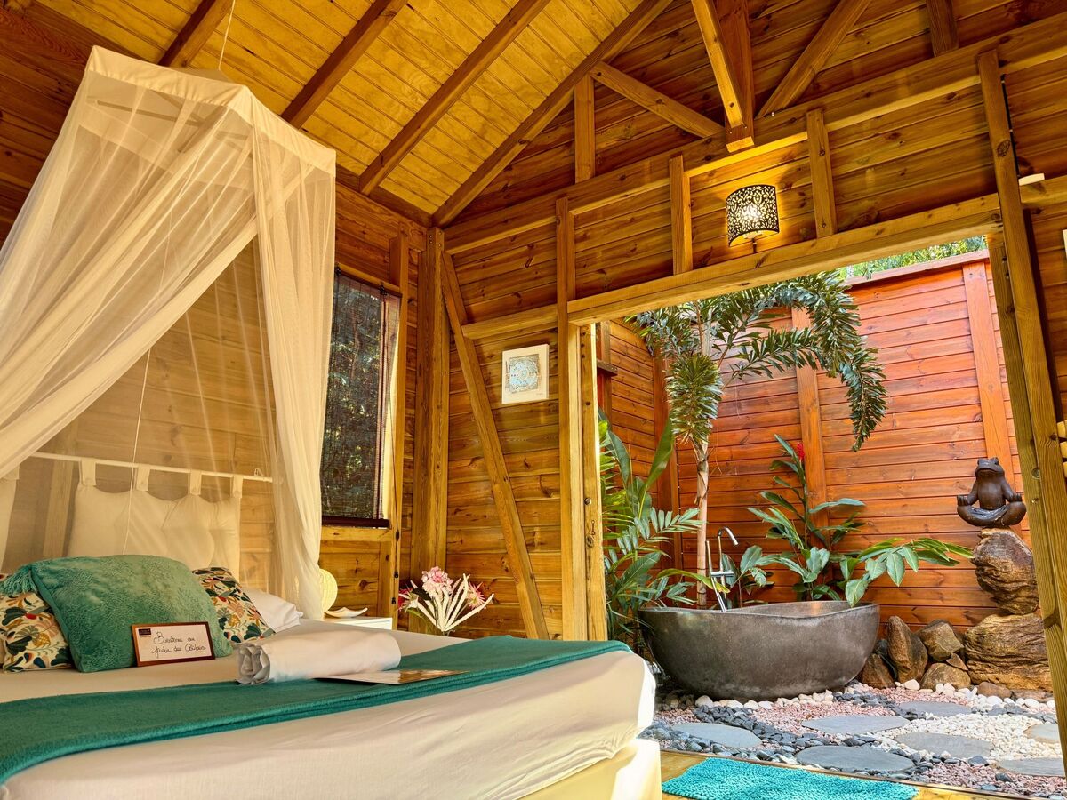 Cabane dans les arbres avec piscine privée à Deshaies - Photo 12