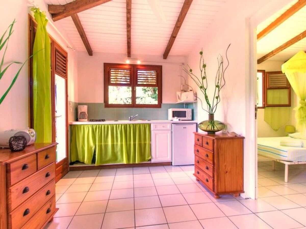 Bungalow de charme avec piscine 24/24h à Deshaies - Photo 8