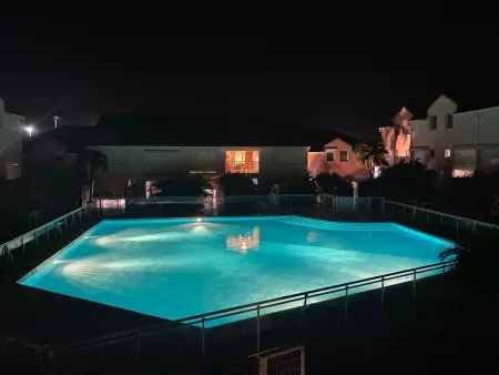 T4 duplex 106 m² piscine au cœur de Saint-François - Photo 2