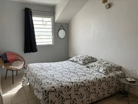 T4 duplex 106 m² piscine au cœur de Saint-François - Photo 3